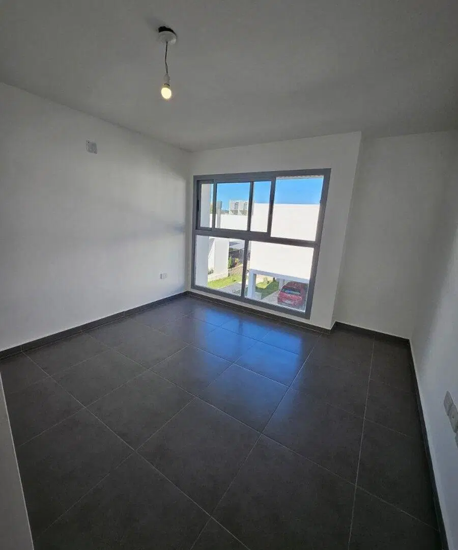 Duplex de 3 Dormirorios en Alquiler,Cuesta Plaza 4