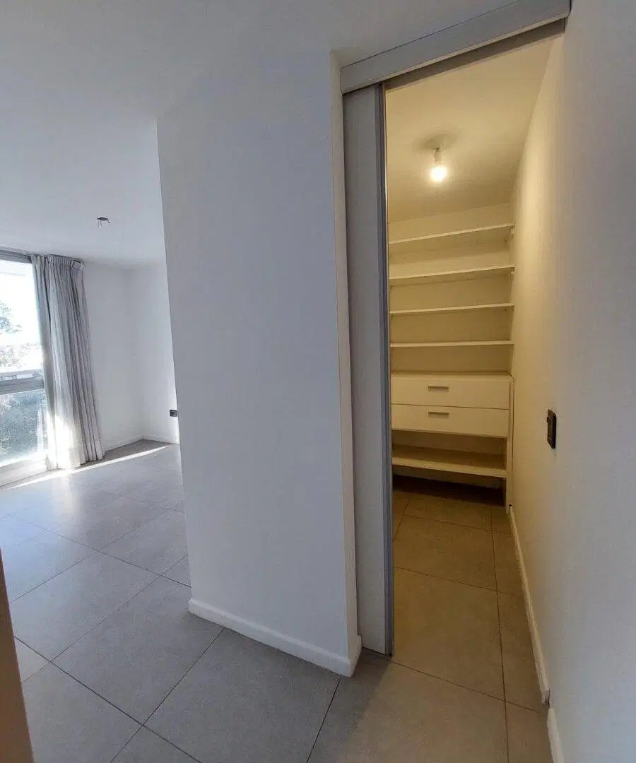 Venta dpto de 1 dormitorio con vestidor en complejo cerrado 4