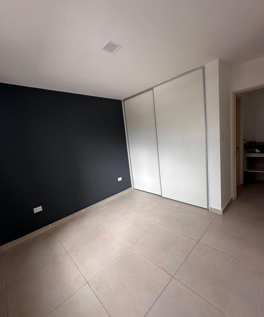 Foto de Se alquila departamento de 1 dormitorio en Barrio General Paz, imagen 5