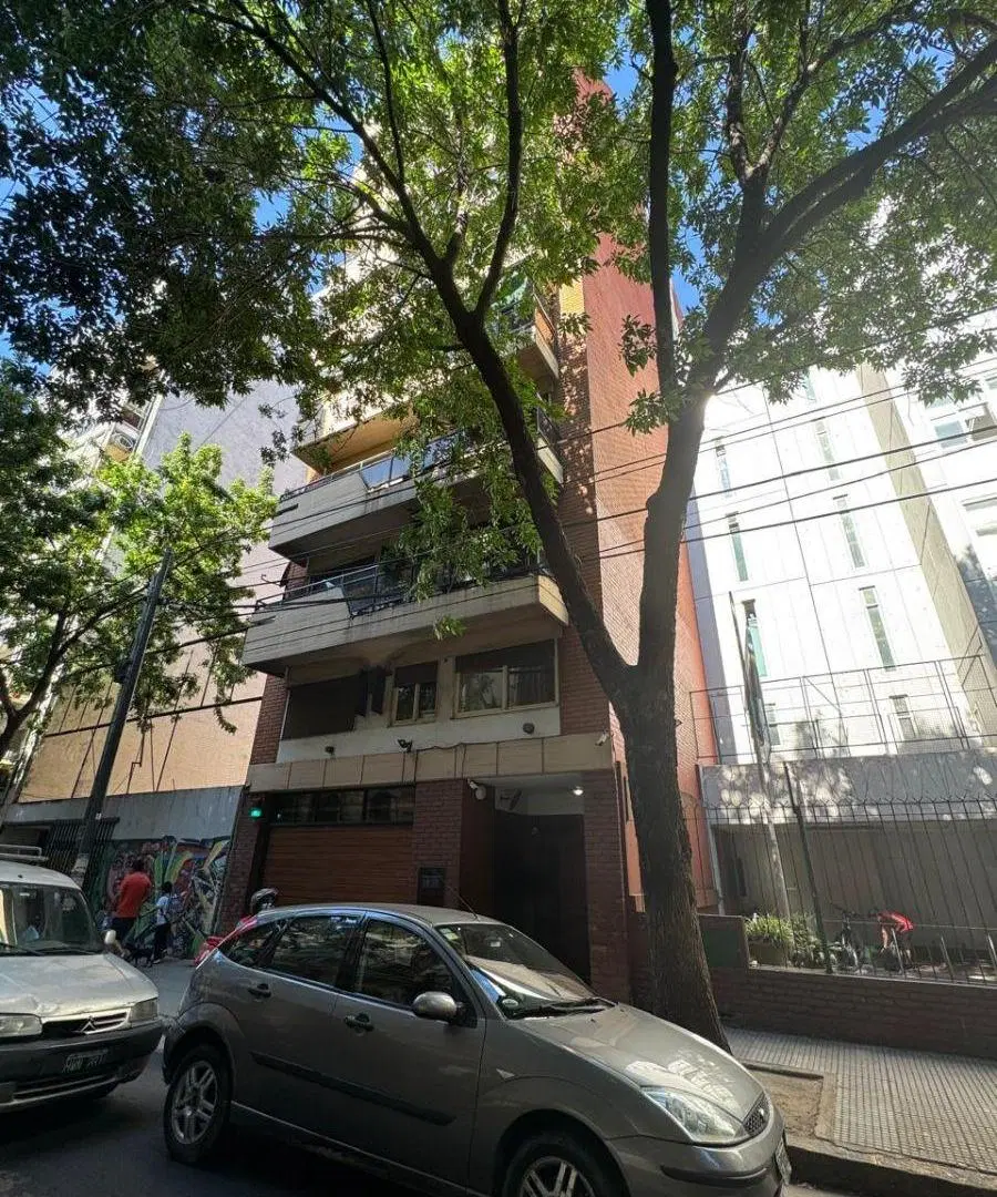 4 AMBIENTES C/BALCÓN Y COCHERA. VENTA. RECOLETA 8