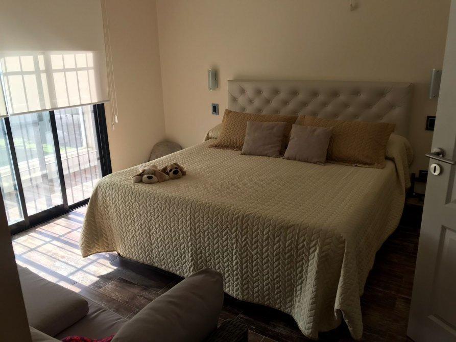 Casa con Pileta Barrio Residencial Nuevo San Rafael 2