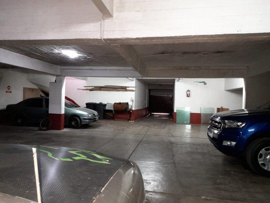 Cochera Cubierta Sobre Peatonal 1