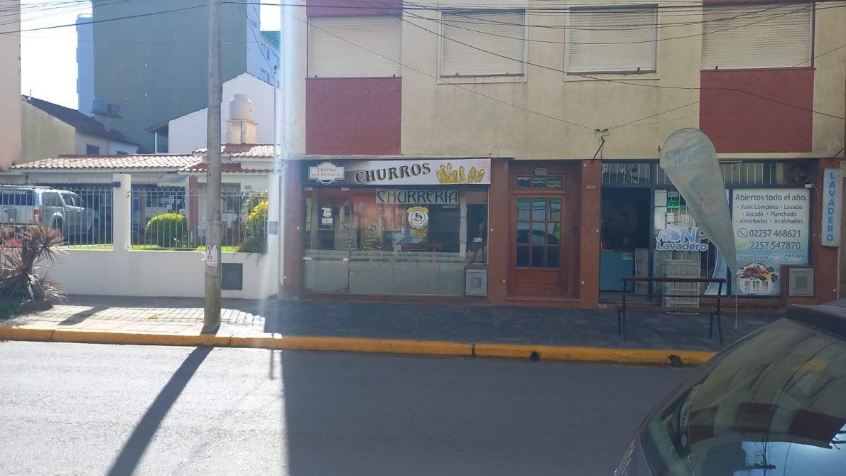 Local Comercial a La Calle 2