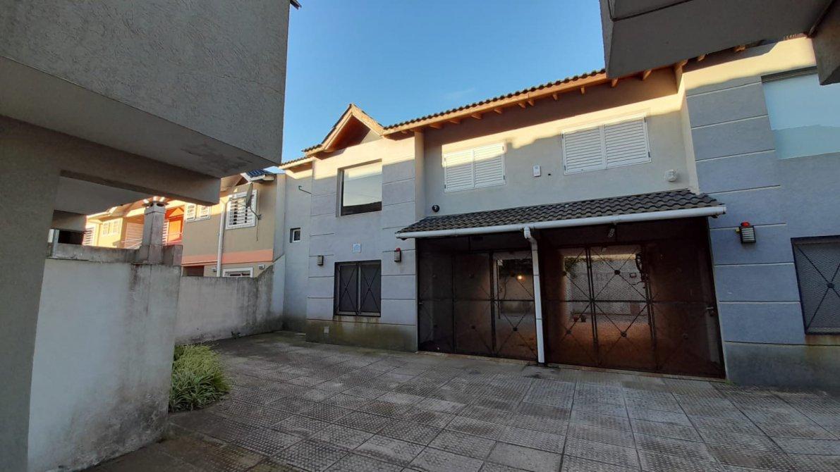 Casa con Garage 3
