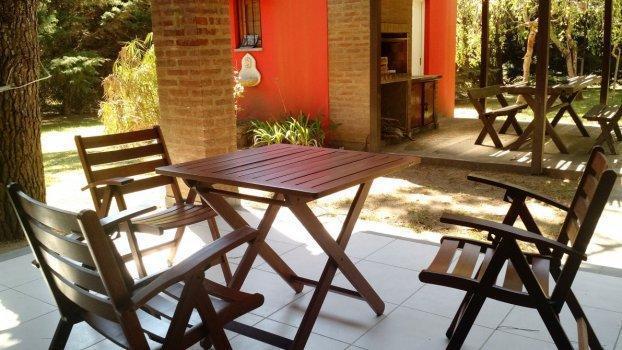 Foto de AMPLIA CASA SOBRE LOTE PROPIO BARRIO EL PINAR, imagen 4