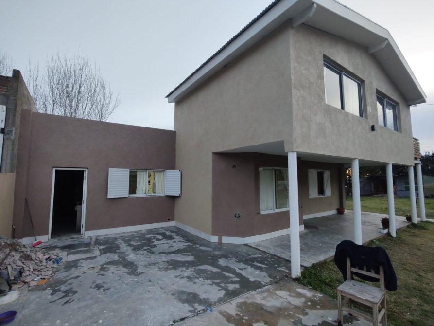 CASA CON GRAN LOTE