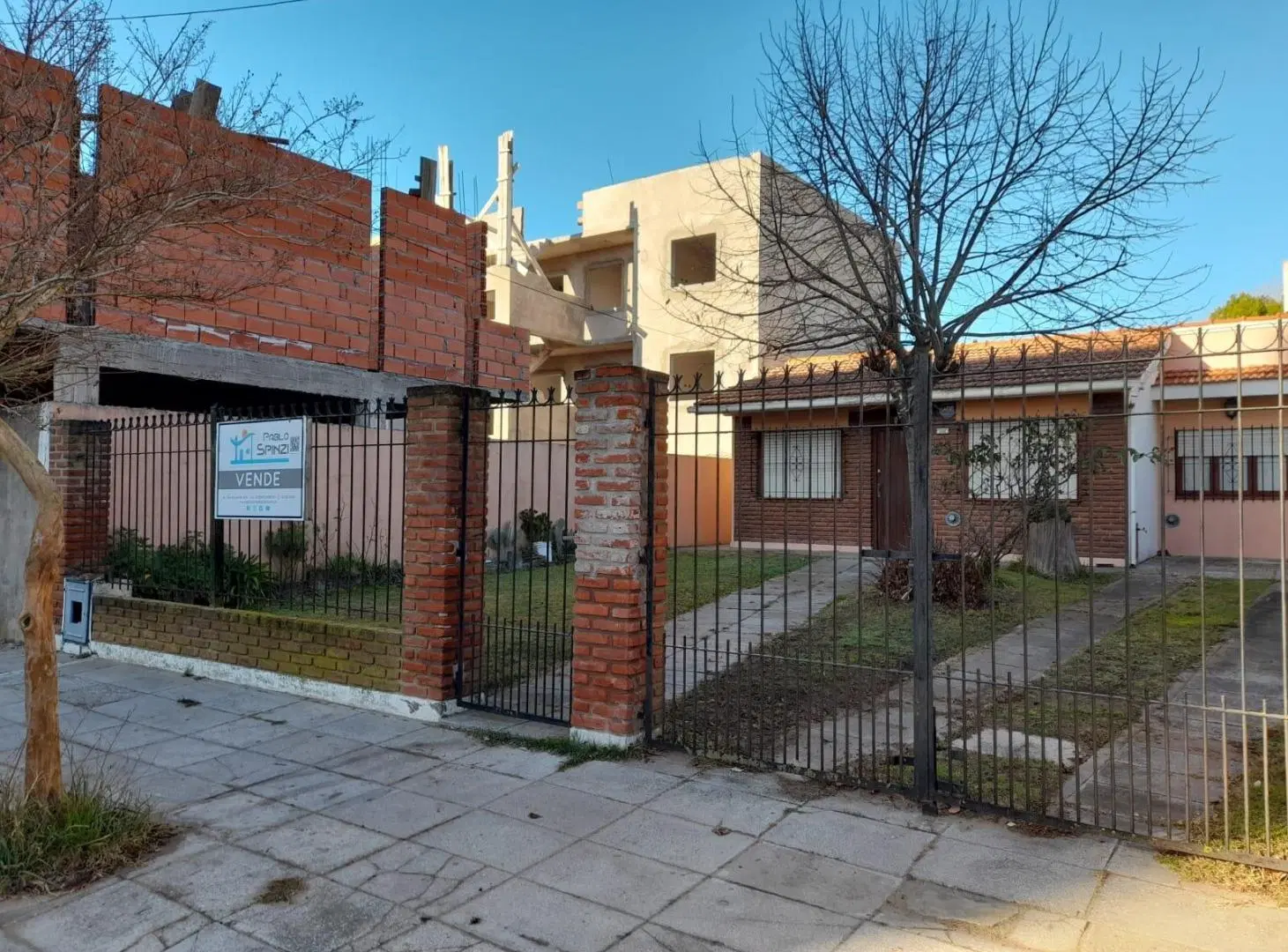 CASA CON DOS DEPARTAMENTOS EN VENTA 4