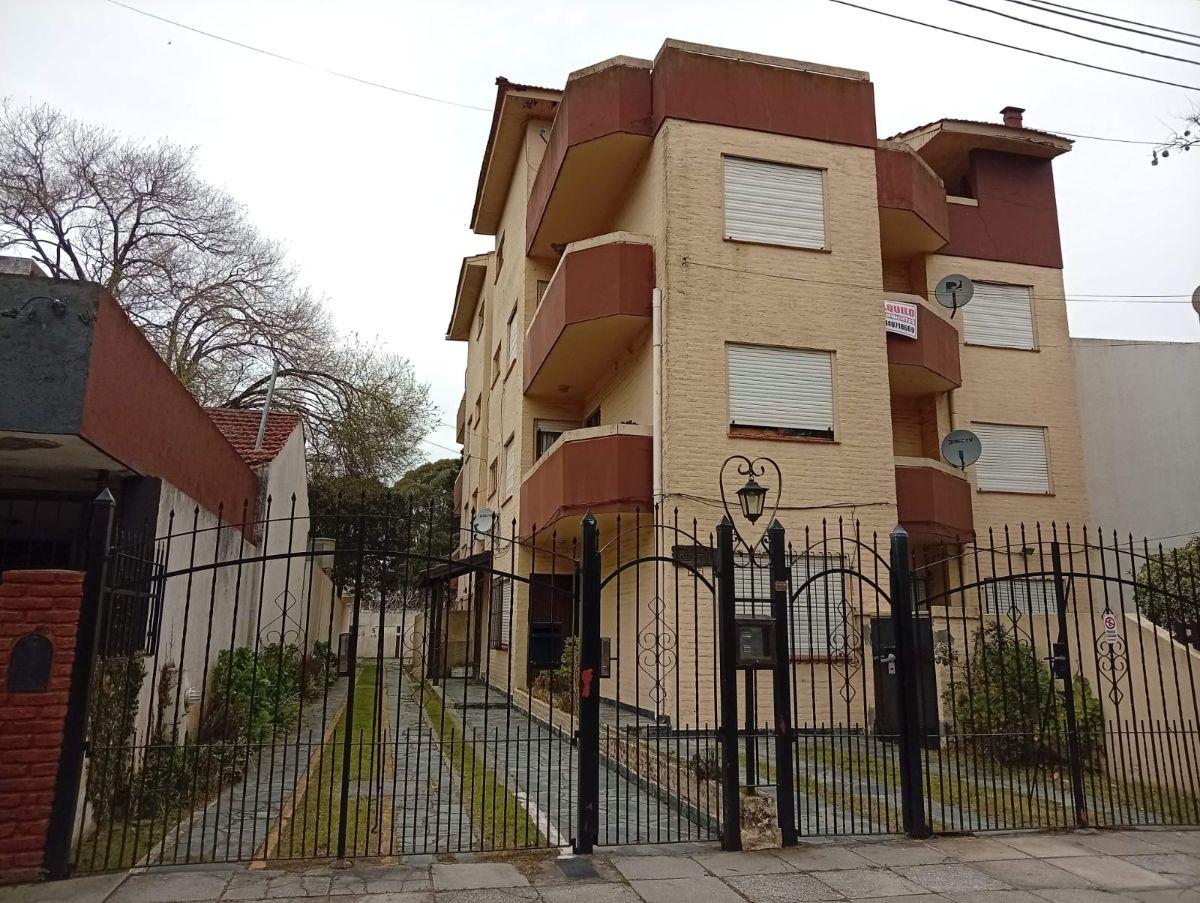 Foto de DEPARTAMENTO CON COCHERA, imagen 1