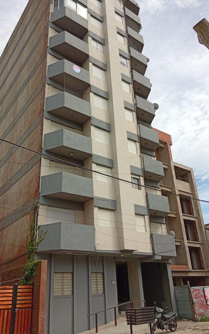 DEPARTAMENTO DE UN AMBIENTE CON COCHERA