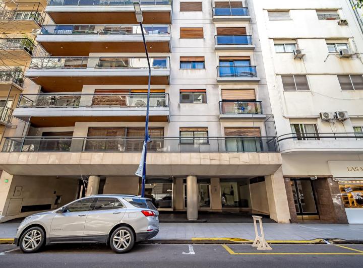 Uruguay y Juncal - alto - luz y sol  -2 SUITES C/DEP - COCH FIJA - SEG 24HS 1