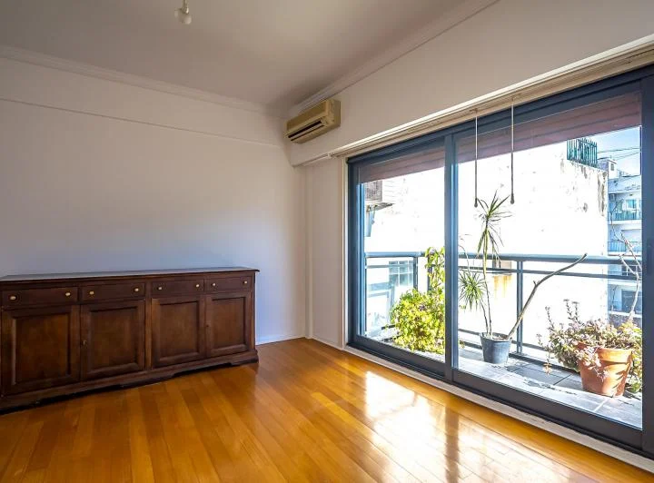 Uruguay y Juncal - alto - luz y sol  -2 SUITES C/DEP - COCH FIJA - SEG 24HS 5