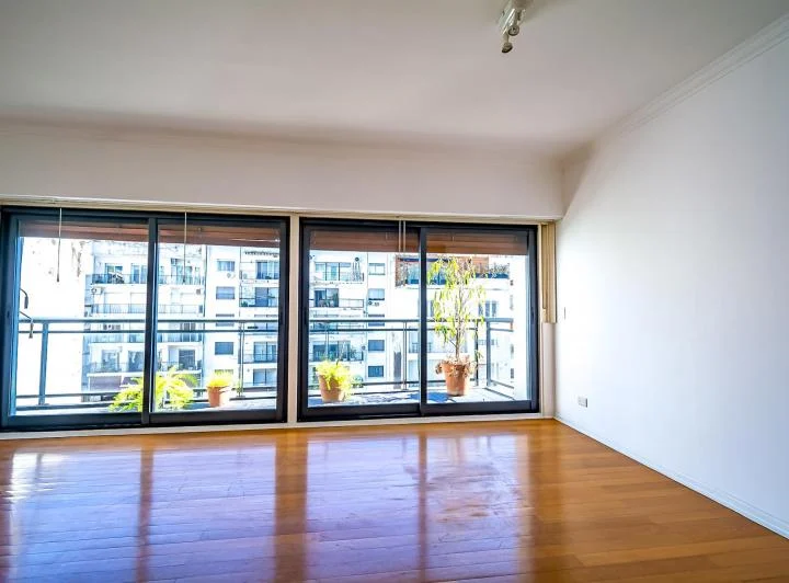 Uruguay y Juncal - alto - luz y sol  -2 SUITES C/DEP - COCH FIJA - SEG 24HS 2