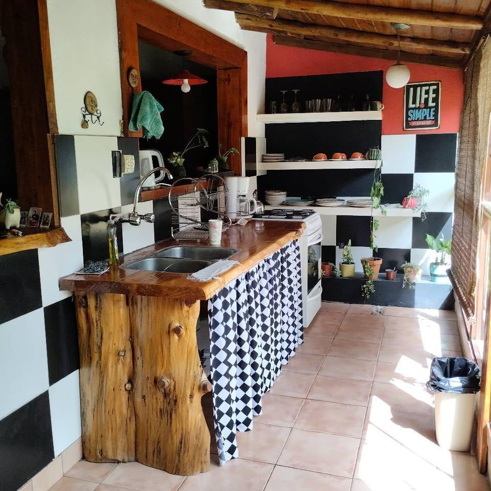 Casa en B° 11 de Octubre, Plottier 3