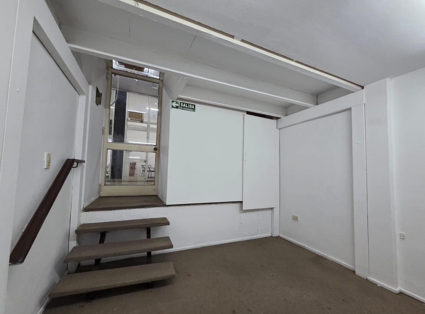 Foto de Local Comercial / Oficina. Zona centro, imagen 2