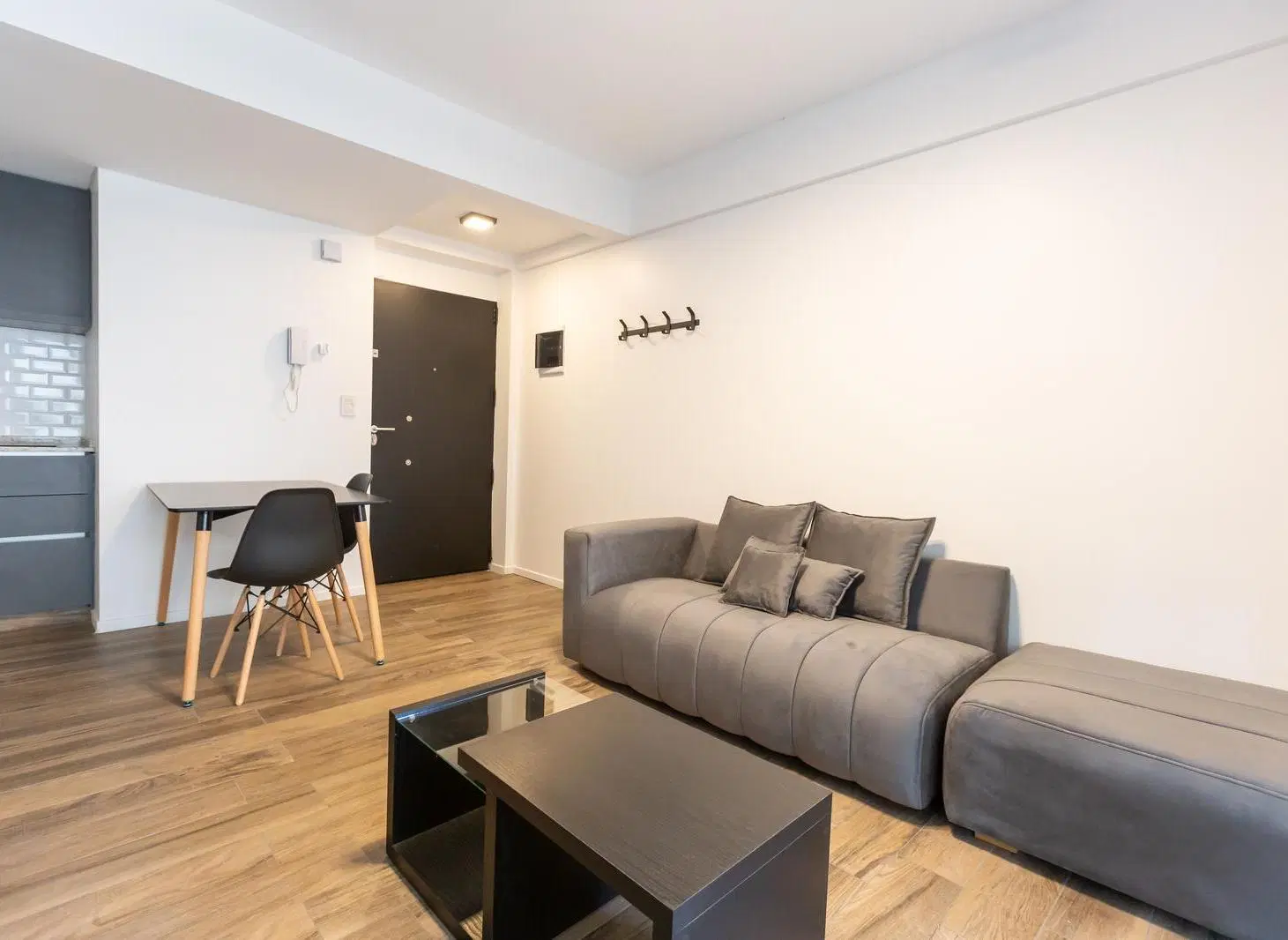 Departamento en alquiler en Colegiales 4