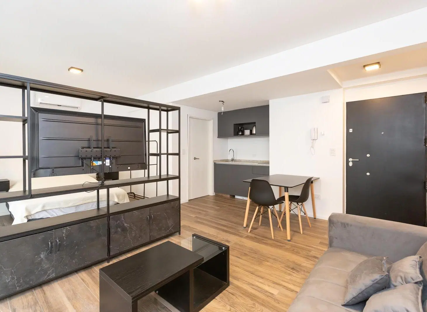 Departamento en alquiler en Colegiales 3