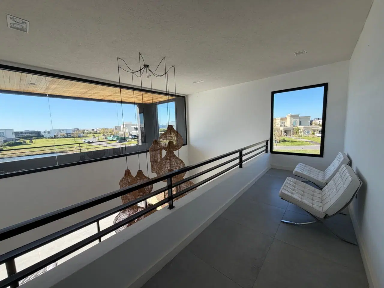 Departamento en Puertos del Lago 2