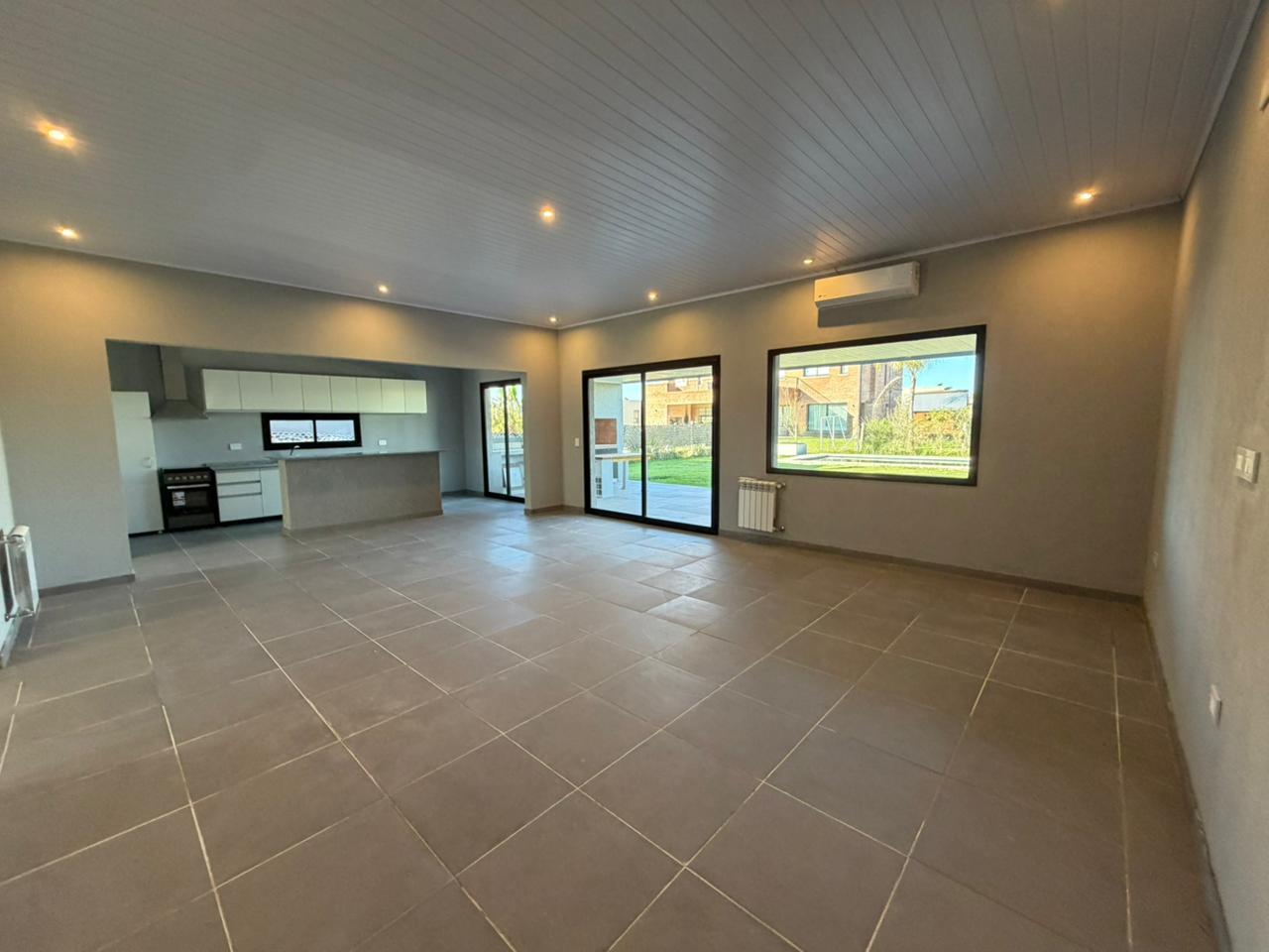 Foto de Casa en venta a Estrenar en El Canton Norte, Escobar, imagen 1