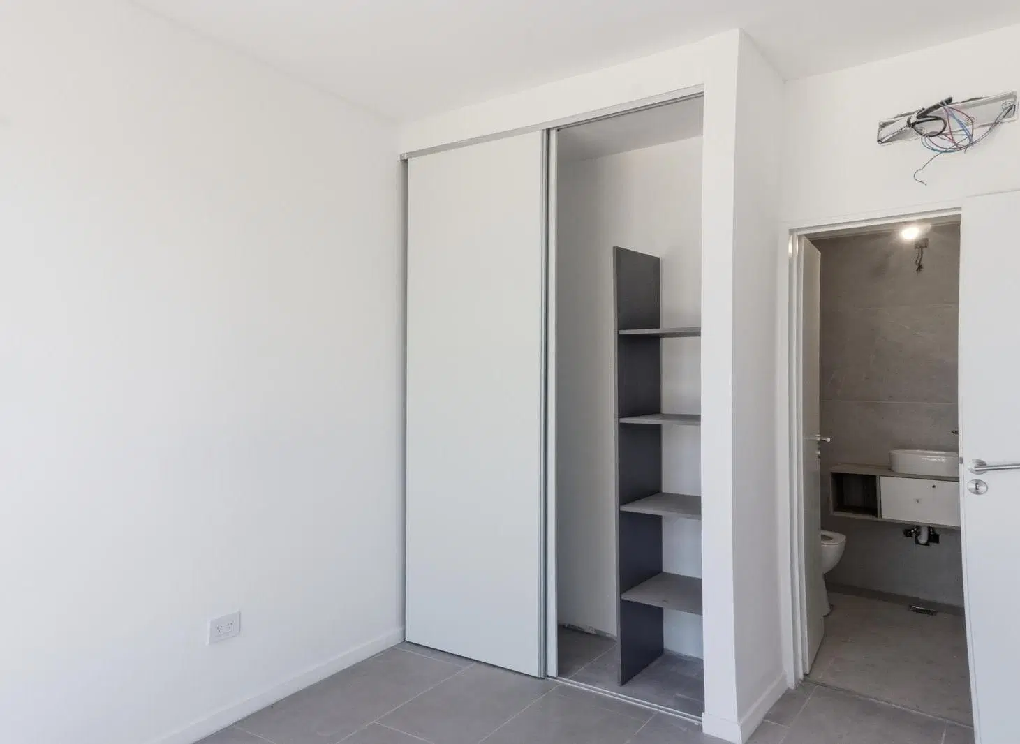 VENTA Depto 2 Amb con Cochera y Amenities en Tortugas Golfers 2
