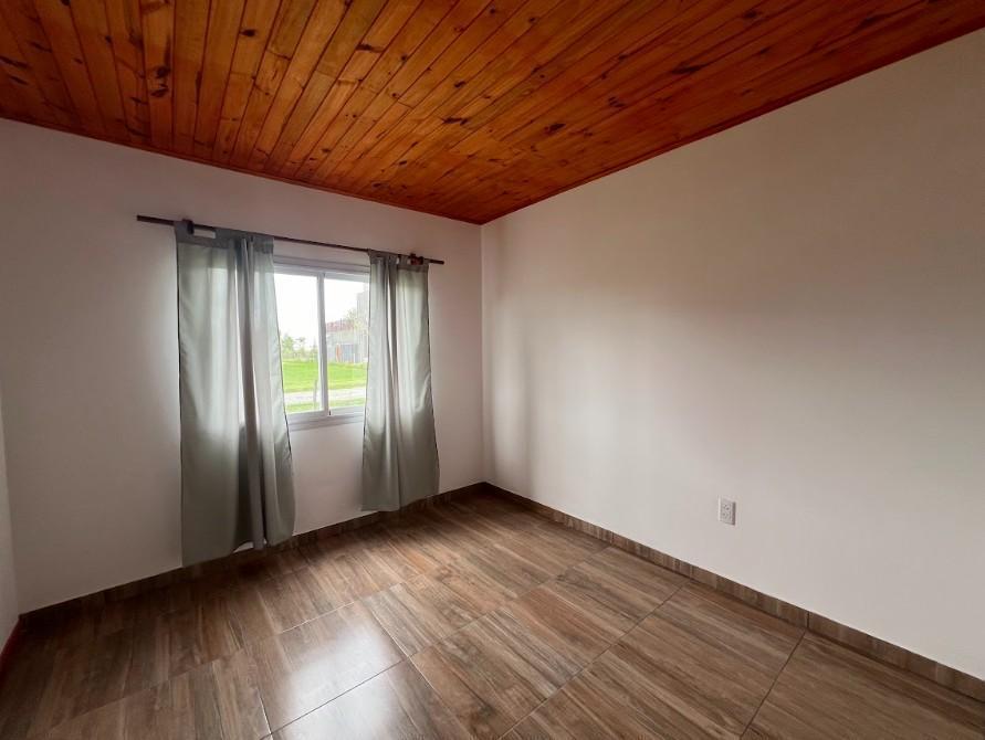 Foto de Venta Casa 4 Amb en Domselaar Chico, imagen 2