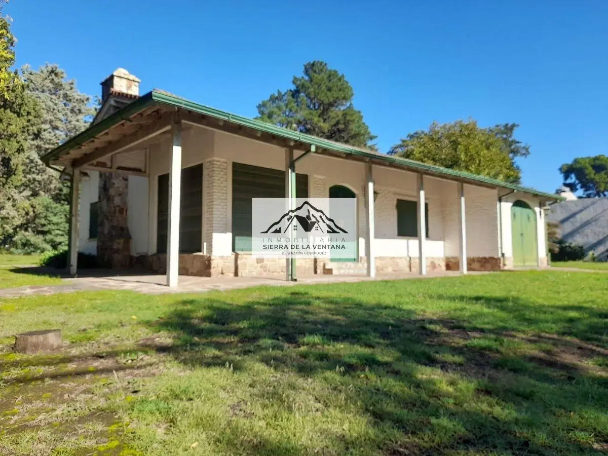 Casa en venta c/ cochera en Sierra de la Ventana 3