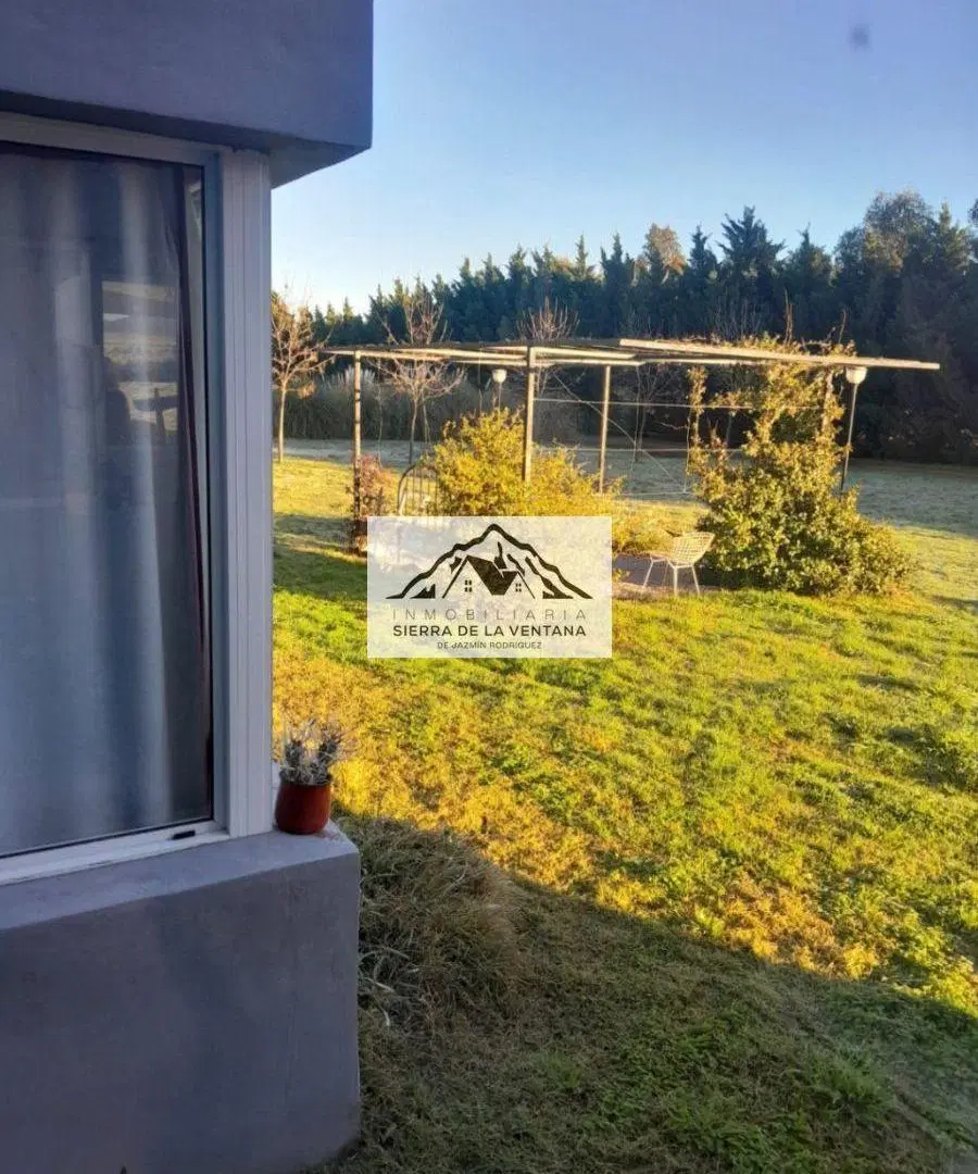 Casa quinta en venta zona residencial de tornquist con pileta 2