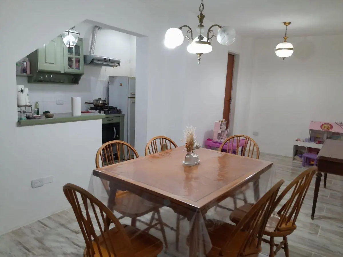 Departamento 2 ambientes sobre Rivadavia 2