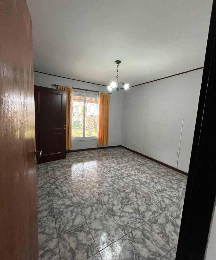 Foto de Casa en Alquiler - Uriburu 875, imagen 5