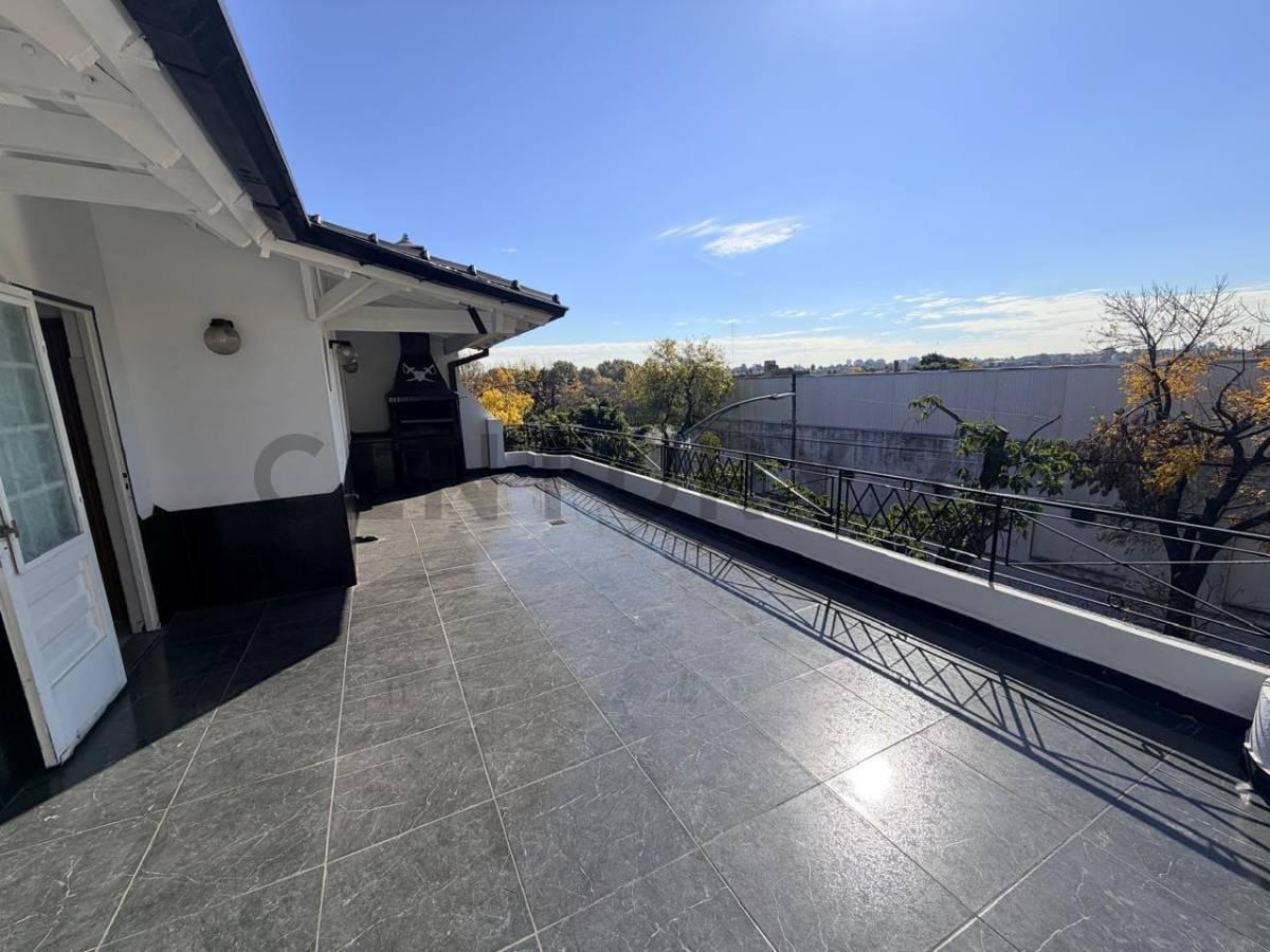 Foto de PH con Terraza + Parrilla, Excelente Estado, imagen 2