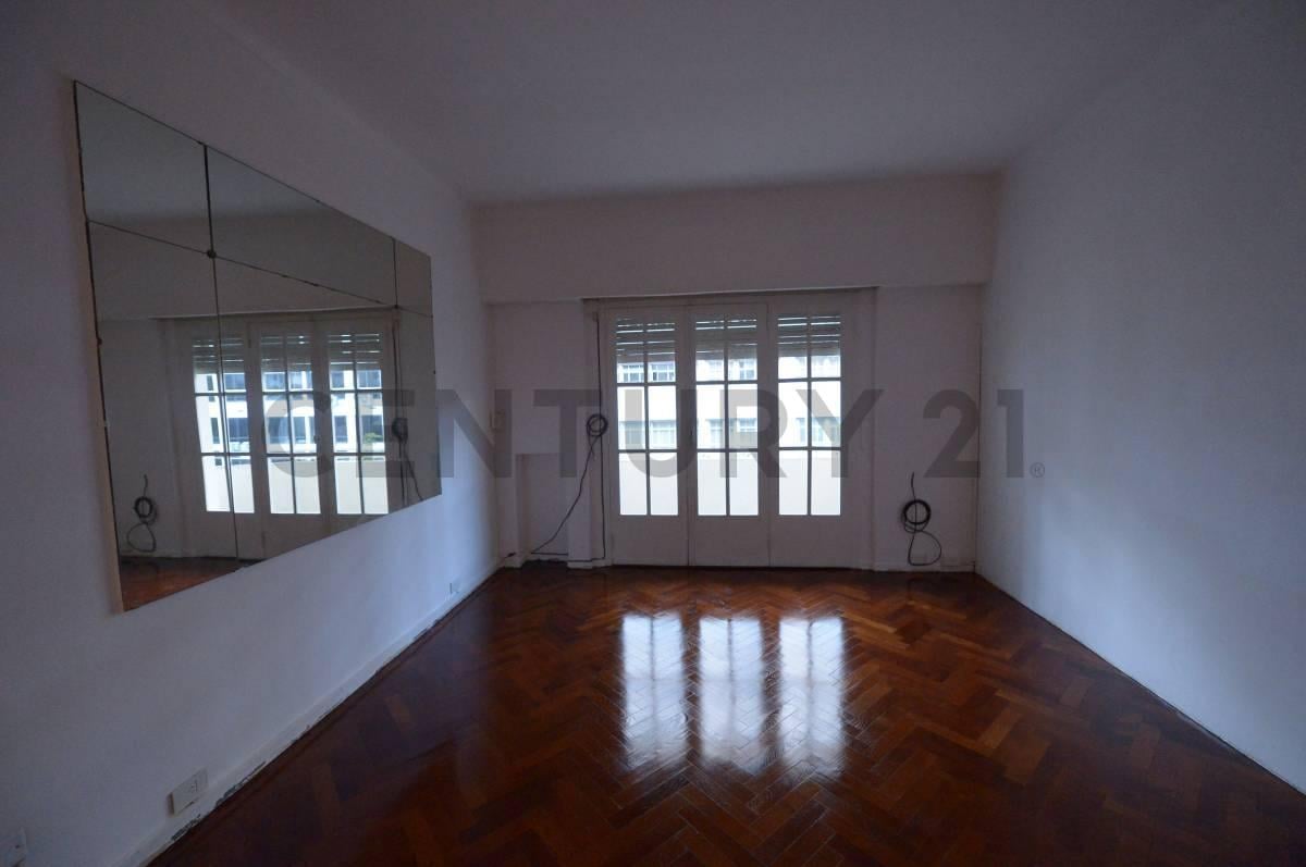 Foto de Excelente departamento de 3 ambientes en ubicación privilegiada – Apto, imagen 4