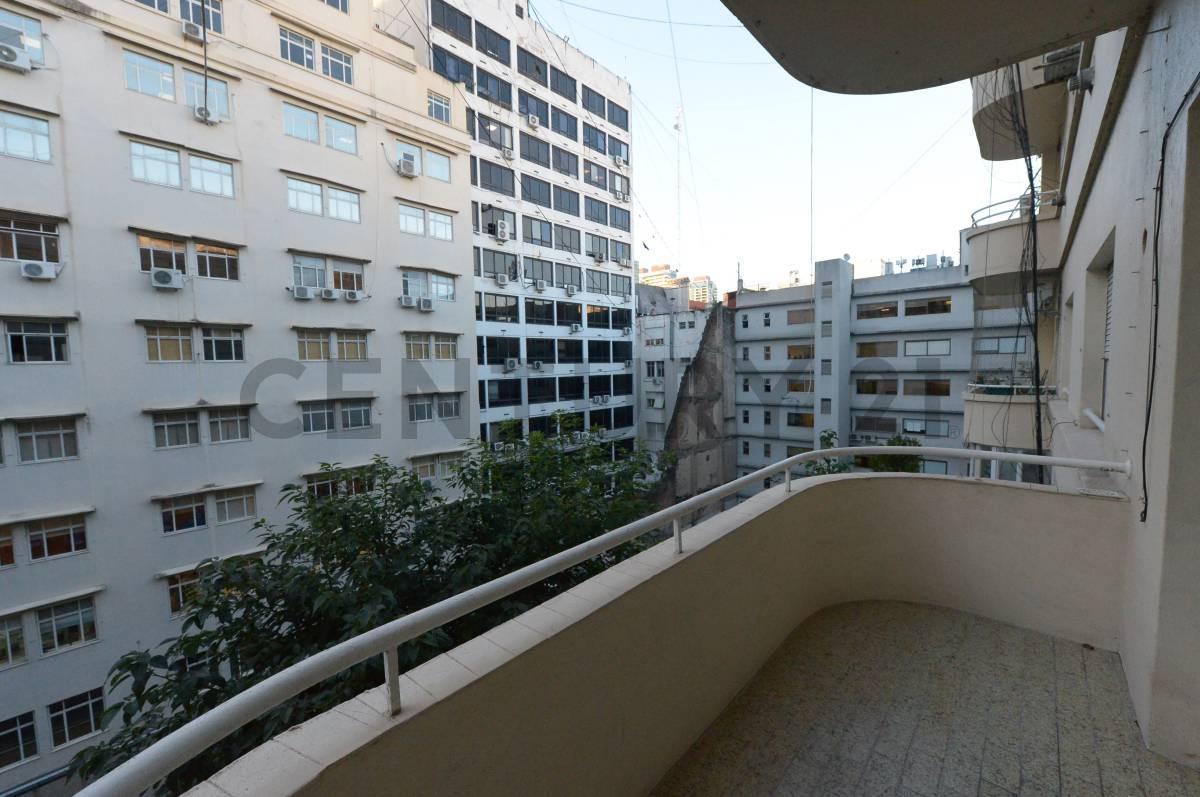 Foto de Excelente departamento de 3 ambientes en ubicación privilegiada – Apto, imagen 5