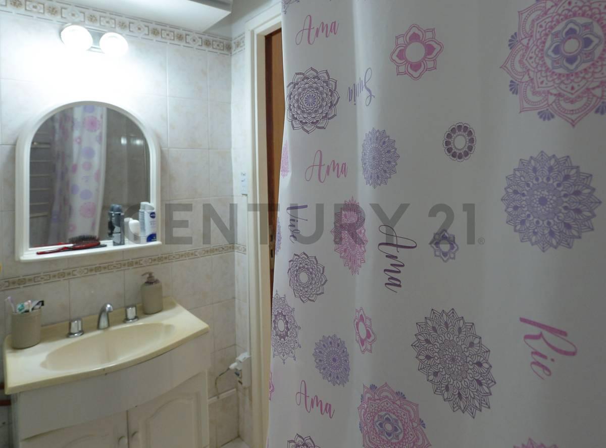 Foto de VENTA DEPARTAMENTO 2 AMBIENTES, BOLIVAR 187, MONSERRAT, imagen 3
