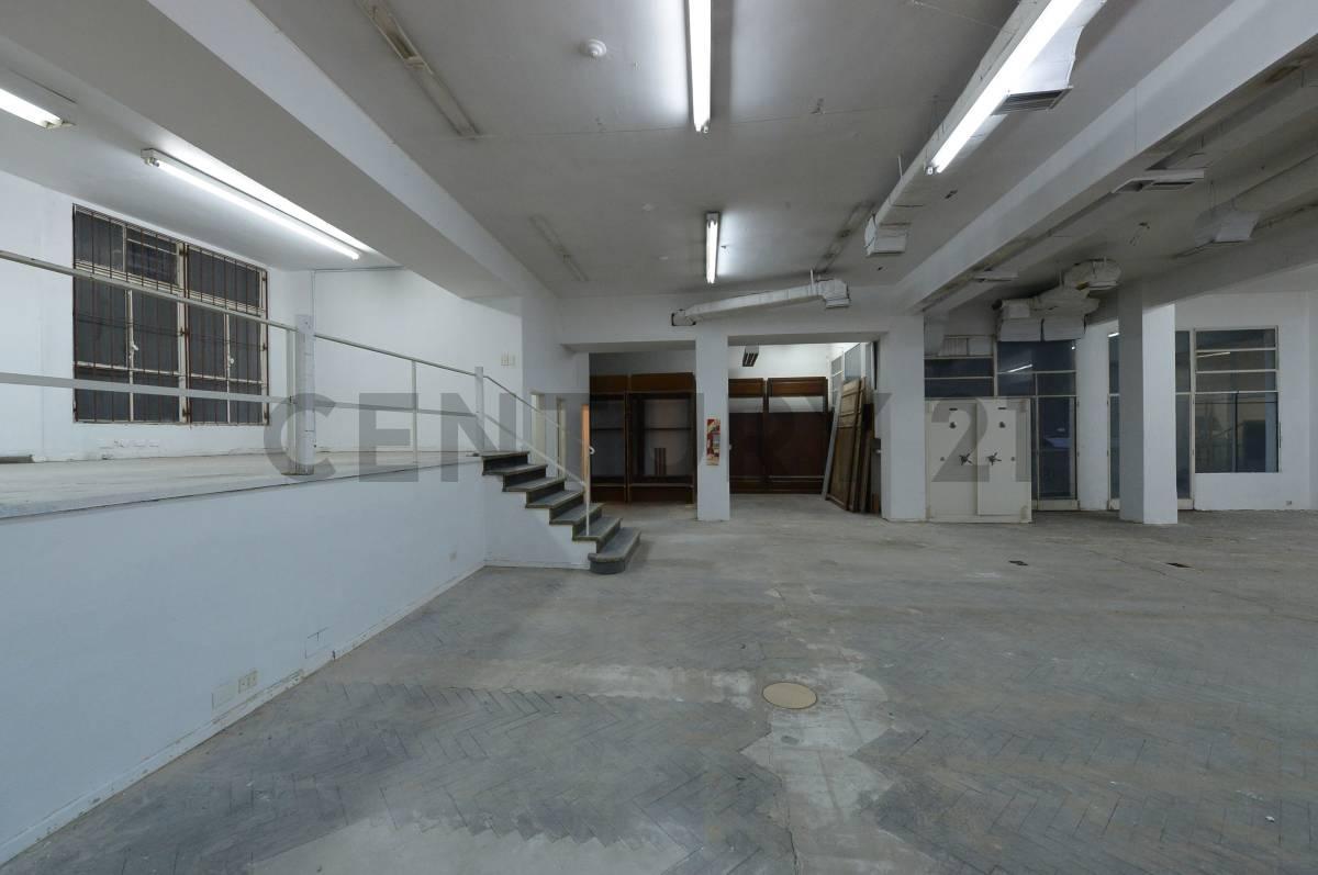 Foto de Imponente local en Microcentro - SIN EXPENSAS, imagen 3