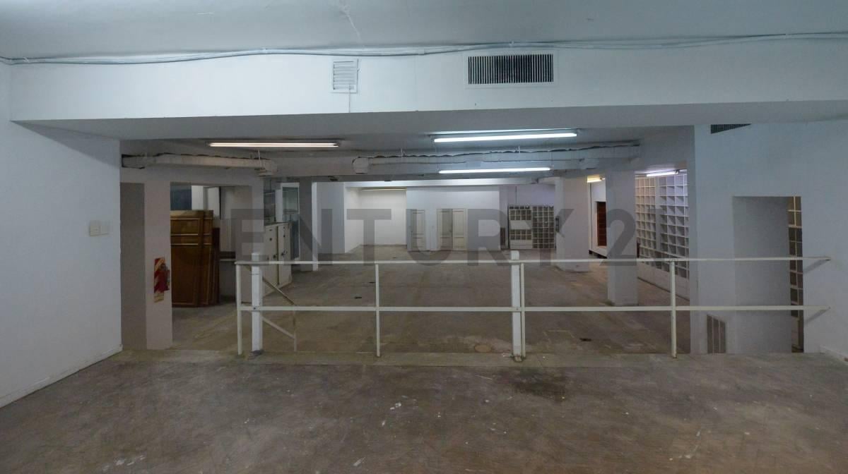 Foto de Imponente local en Microcentro - SIN EXPENSAS, imagen 4