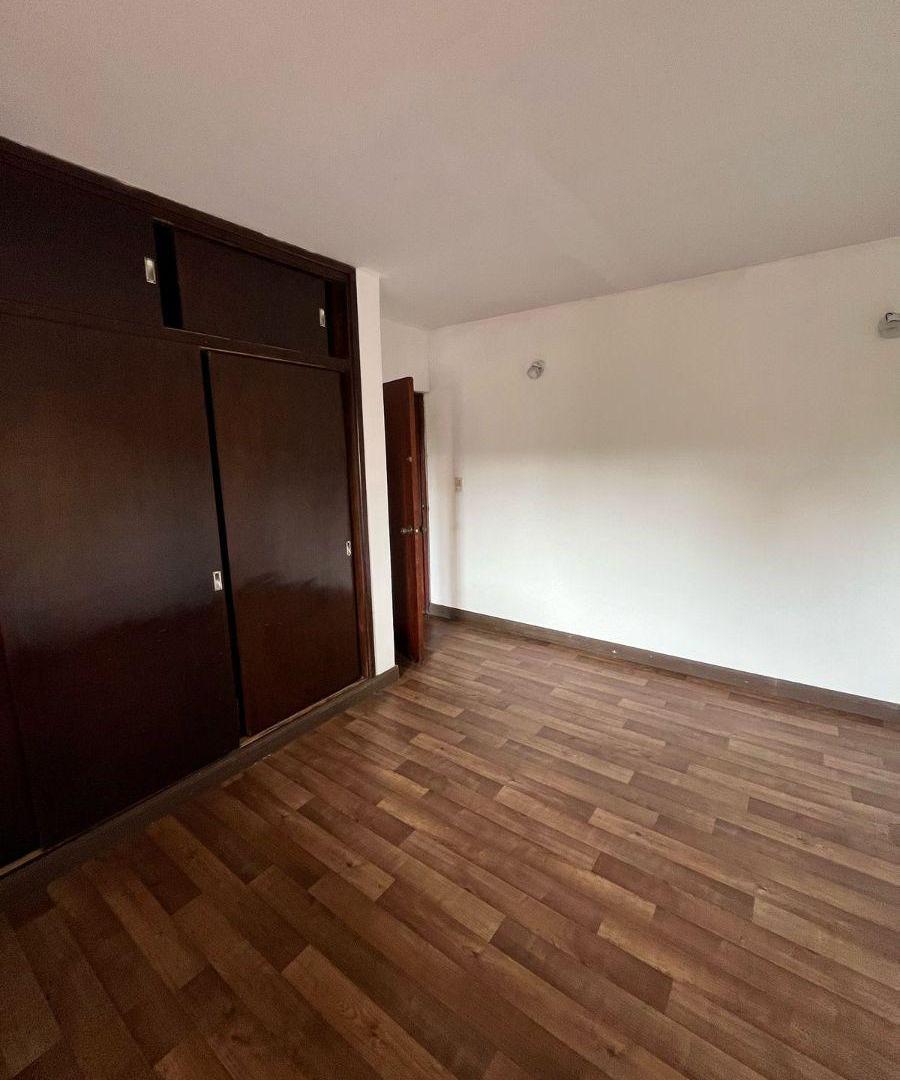 Foto de Depto interno de 4 ambientes, ubicado en Calle 827 a mts de Cno. Gral, imagen 3