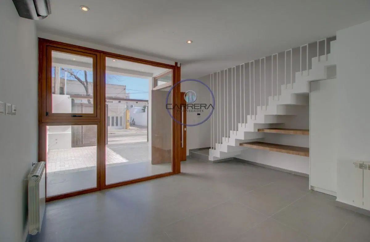Casa Premium- 2 Dormitorios- Garage- Patio Parrilla Y Pileta Calle 55 Y 28- La Plata Casco 2