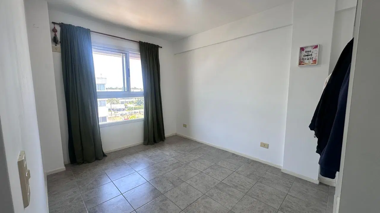Departamento en venta en Canning 5