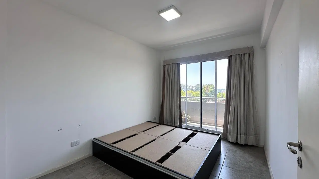 Departamento en venta en Canning 3