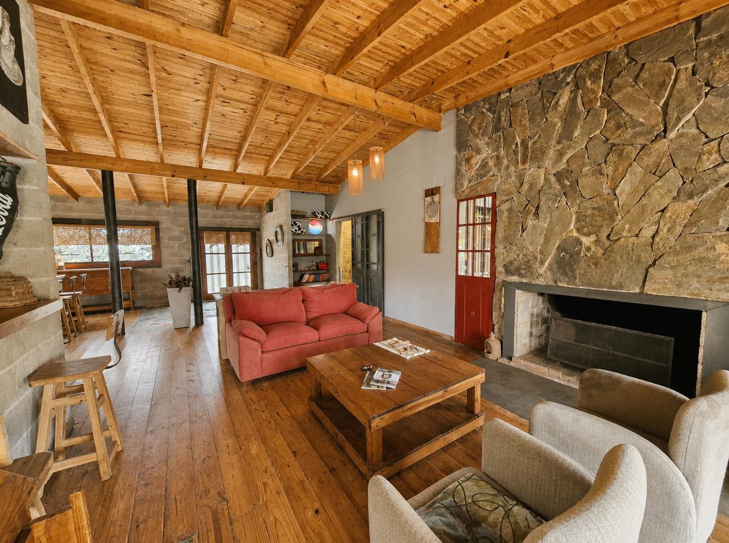 Foto de Casa en venta en Lobos Barrio Vinelli, imagen 2