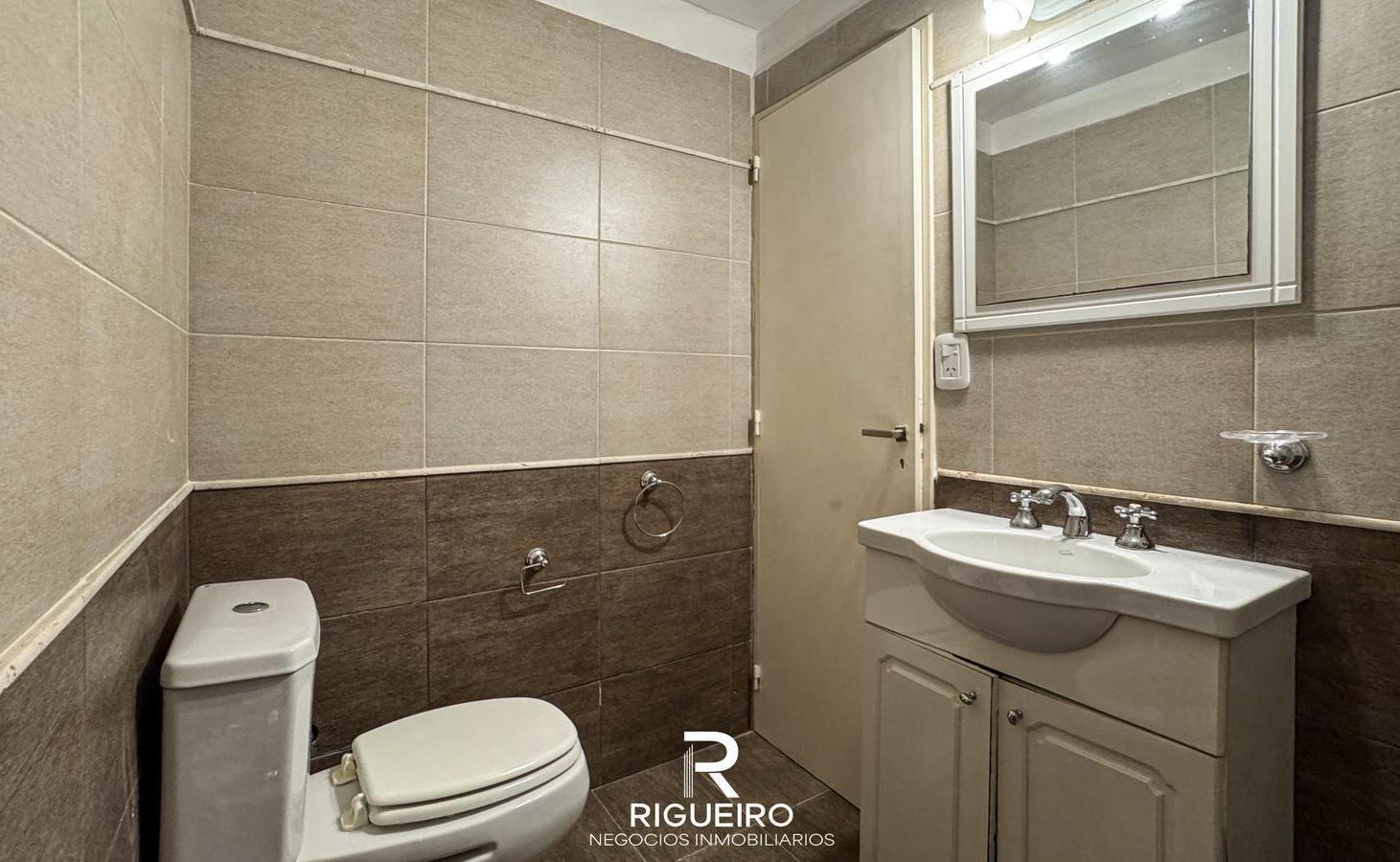 Foto de DEPARTAMENTO 2 AMBIENTES - LA PERLA - LUMINOSO Y EXCELENTE PARA, imagen 5