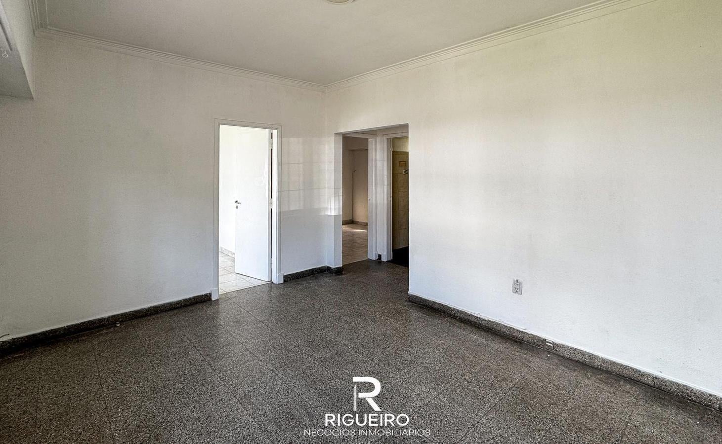 Foto de PH 3 AMBIENTES – BARRIO LOS ANDES - EXCELENTES CONDICIONES - PARRILLA, imagen 2