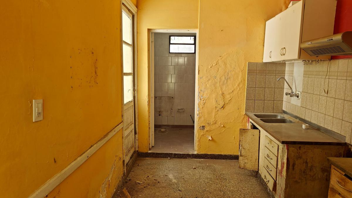 Lote Céntrico de 10x21 con Propiedad a Reciclar o Demoler 1