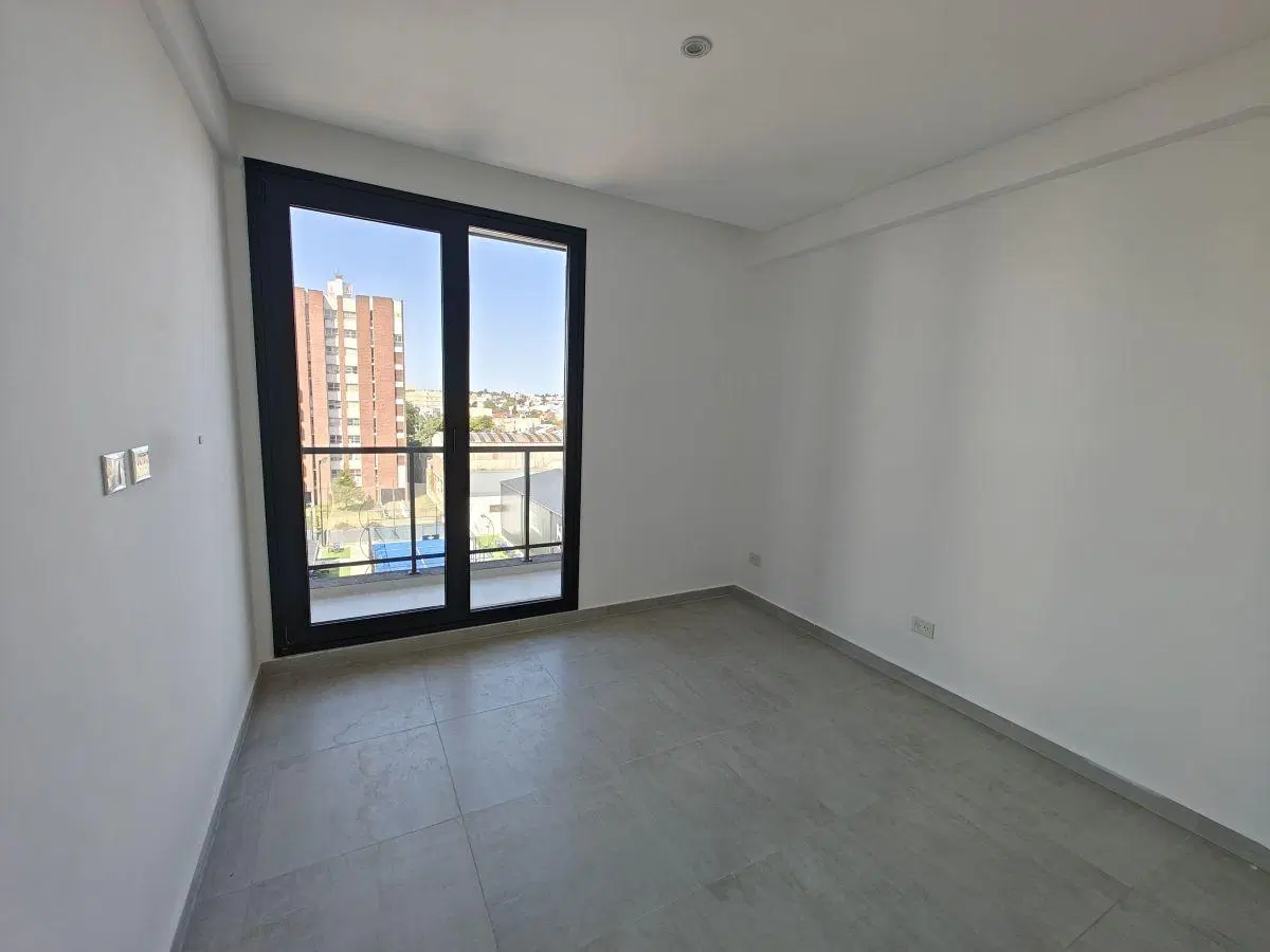 Departamento céntrico de categoría a estrenar 2