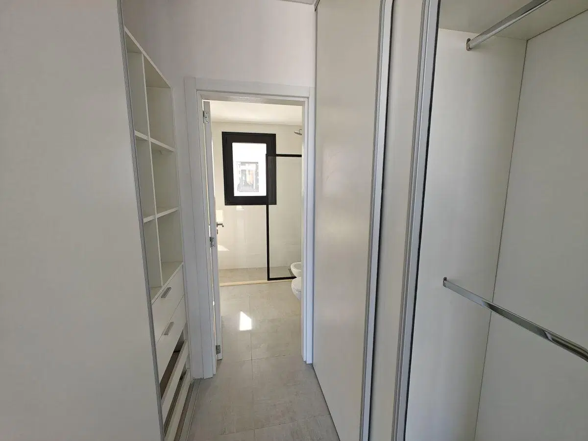 Departamento céntrico de categoría a estrenar 8