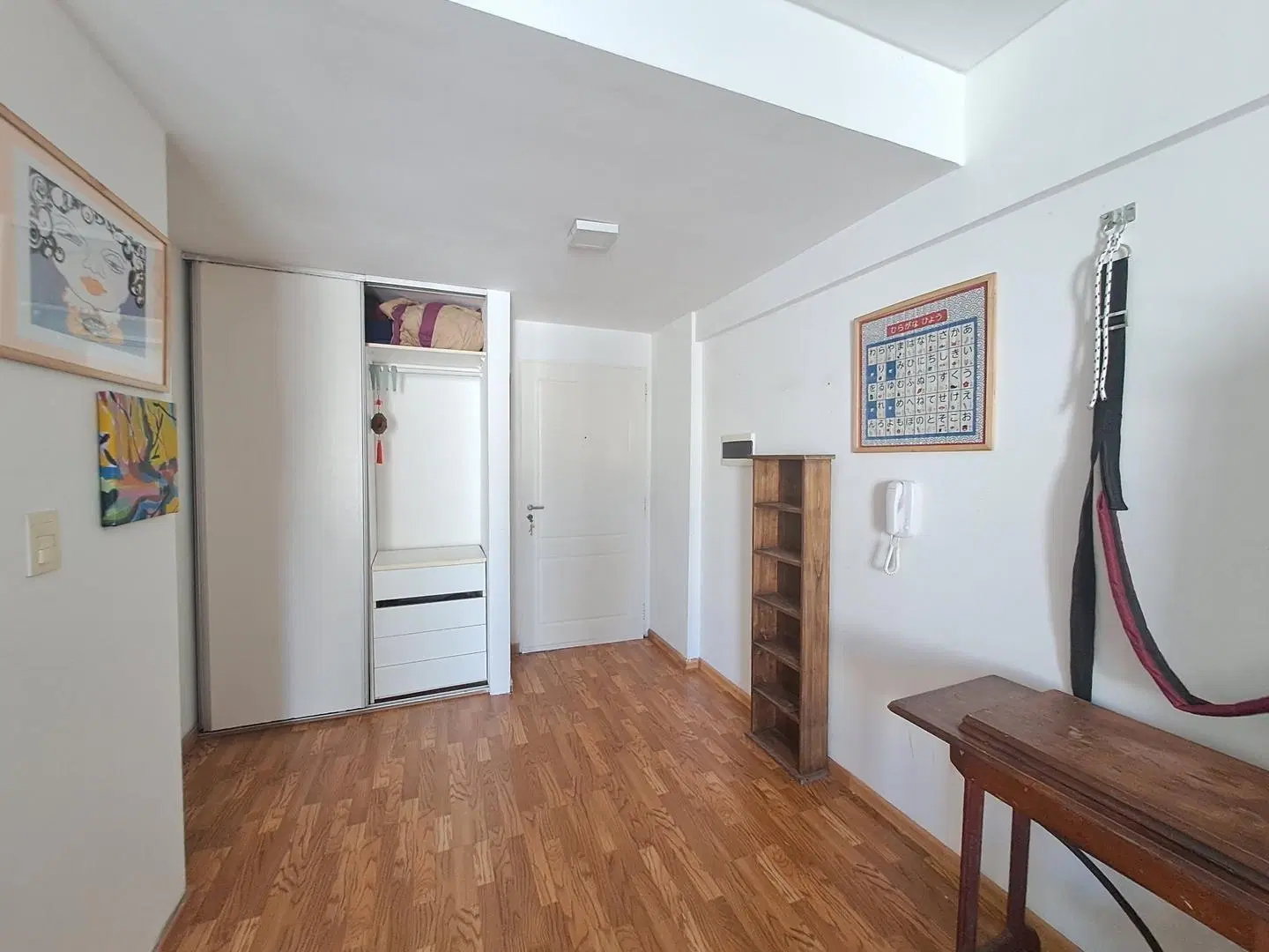 Alquiler Departamento Monoambiente con balcón 3