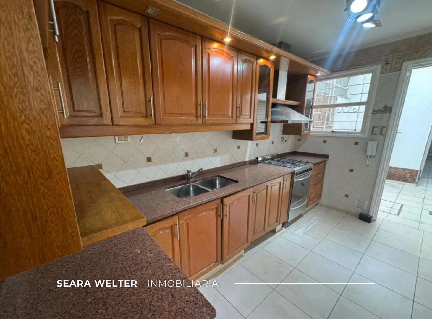 Casa en Venta 3 dormitorios en el corazon de Barrio Juniors 2