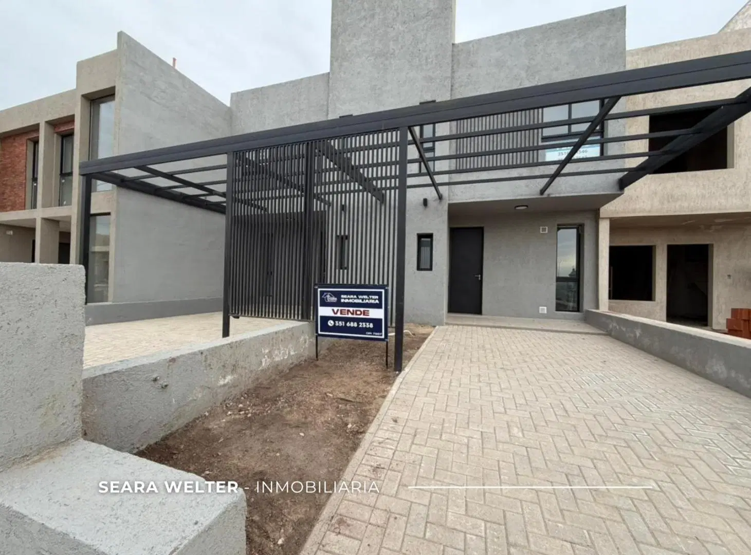 DUPLEX A ESTRENAR EN VENTA DOS DORMITORIOS Y TRES BAÑOS - CUESTAS DE MANANTAILES 1