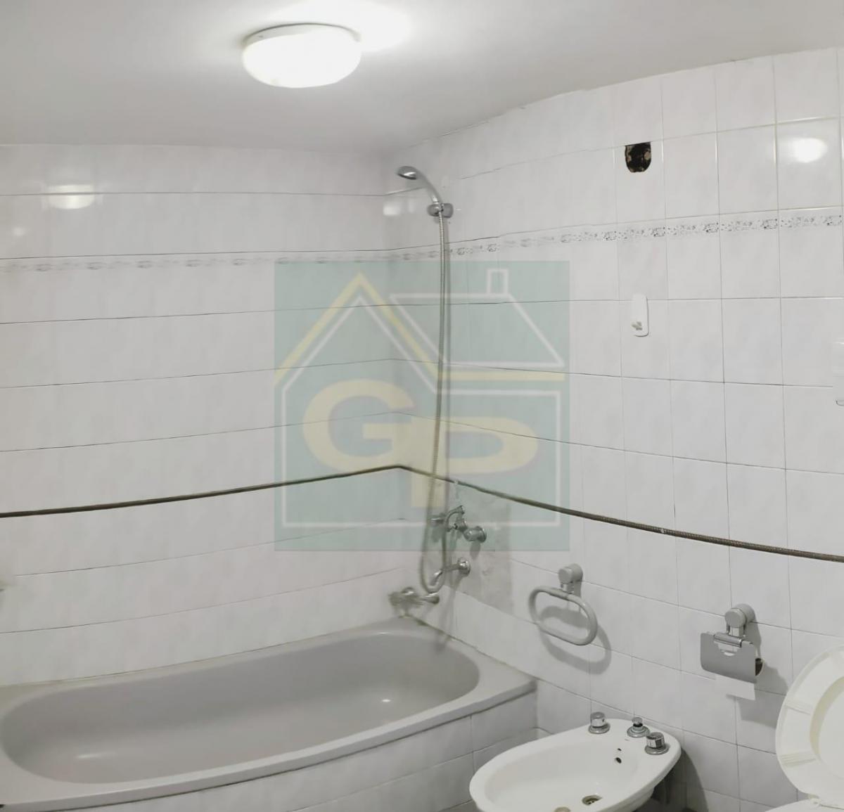 Foto de VENTA DEPARTAMENTO DE TRES AMBIENTES ZONA EZEIZA, imagen 2