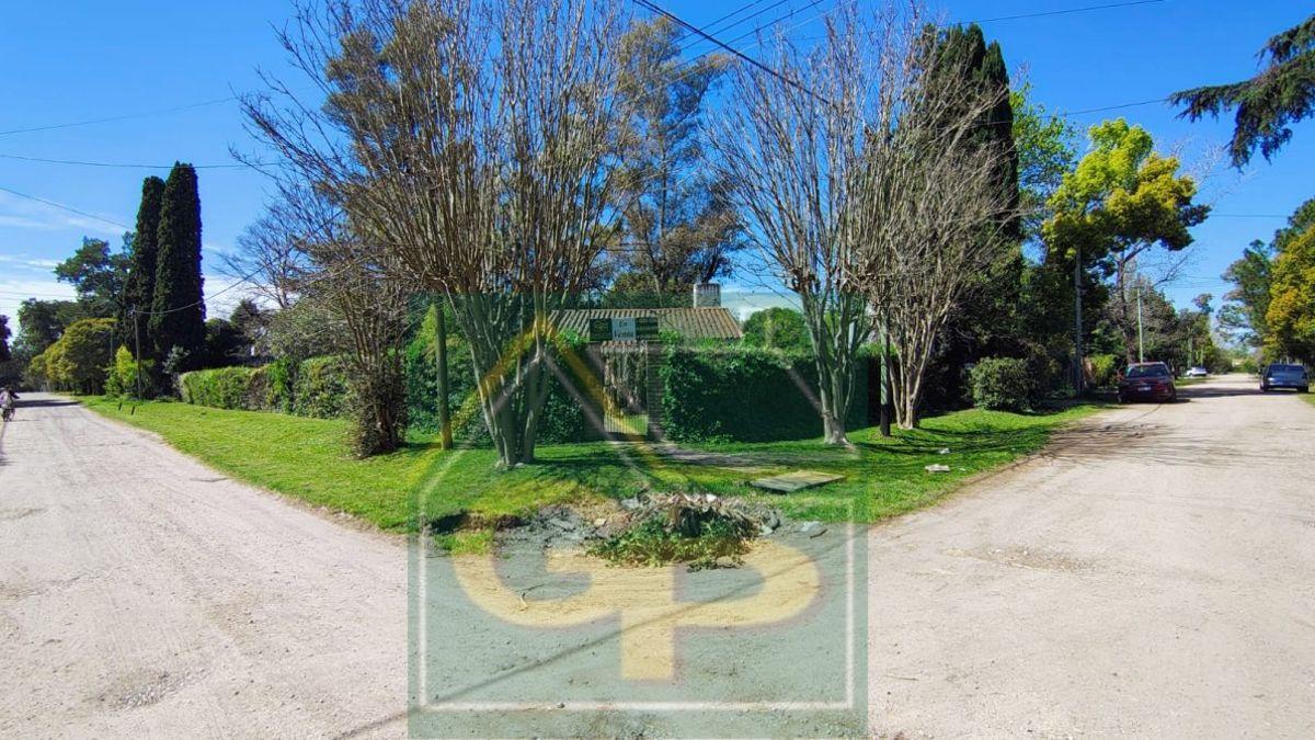Foto de VENTA DE CASAQUINTA CON PISCINA A RECICLAR ZONA EZEIZA, imagen 4