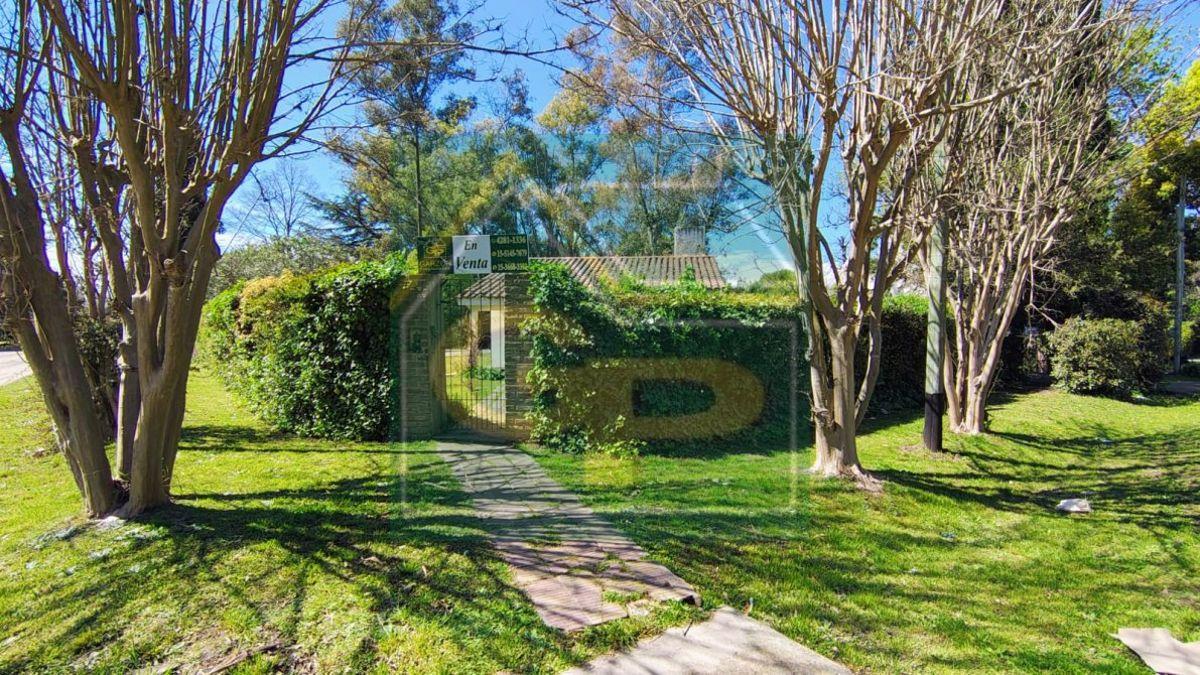Foto de VENTA DE CASAQUINTA CON PISCINA A RECICLAR ZONA EZEIZA, imagen 5